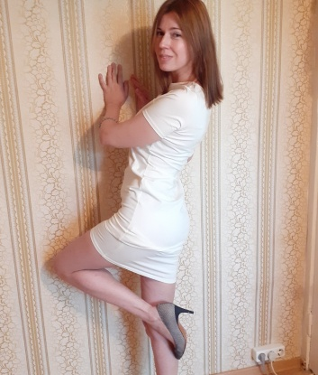 У меня есть богатый опыт и я знаю, как подарить тебе незабываемые моменты наслаждения. Очарую тебя своей креативностью и раскрепощенностью, позволю себе быть нежной и страстной одновременно. В моих услугах входит все, что ты только пожелаешь, от эротического массажа до ролевых игр и фетишей. 🌹
Я гарантирую полную конфиденциальность и уважение личной жизни. Мои фото настоящие, чтобы ты знал, кого ожидать. Мой опыт и талант неоднократно оценивали клиенты, их отзывы говорят сами за себя. Живу в Москве и готова встретиться с тобой в любое удобное для тебя время. Со мной ты окунешься в мир удовольствия и наслаждения. 💋
Позвони мне и ты не пожалеешь о своем выборе. Я готова сделать тебя счастливым и удовлетворить все твои сокровенные желания. Вместе мы создадим незабываемую сказку, в которой ты будешь главным героем. 💫 Олька